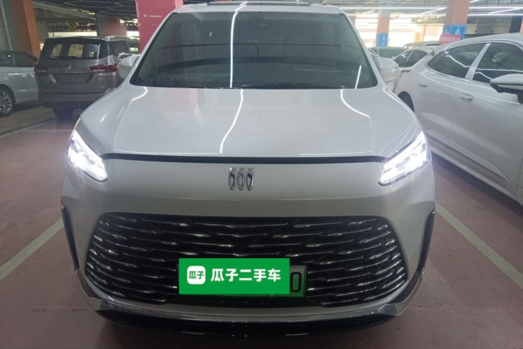 别克GL8新能源 2025款 陆尚 尊享版 7座车身外观2