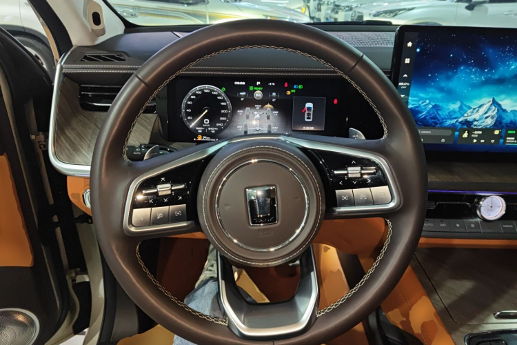 坦克500 2022款 3.0T 商务版 造境型 7座局部细节13