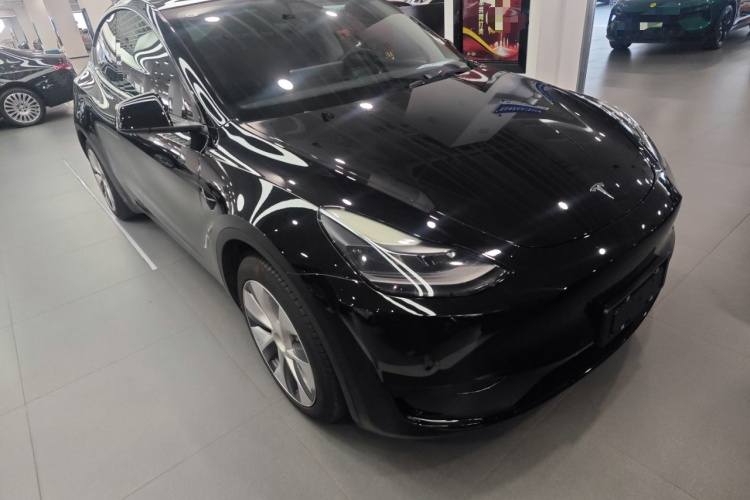 特斯拉 Model Y 2022款 后轮驱动版车身外观6002