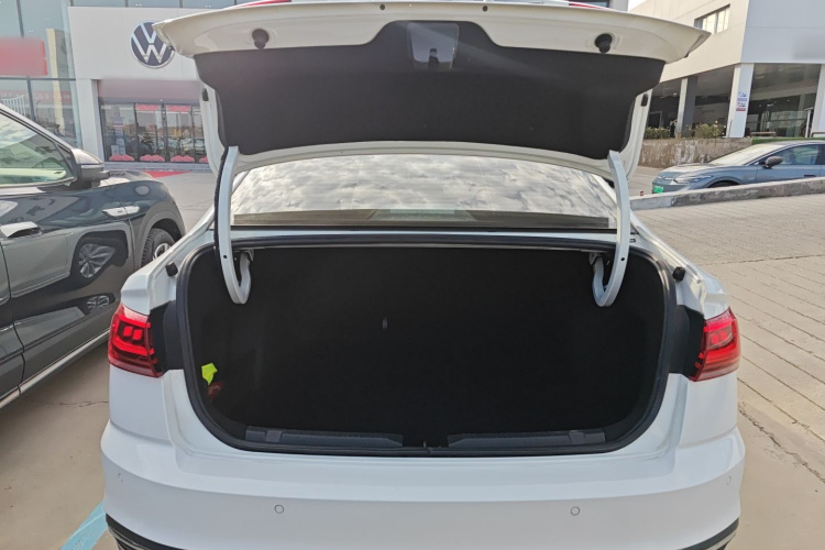 大众 宝来 2023款 200TSI DSG畅行版机舱底盘23