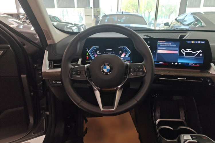 宝马X1 2023款 sDrive25Li X设计套装局部细节13