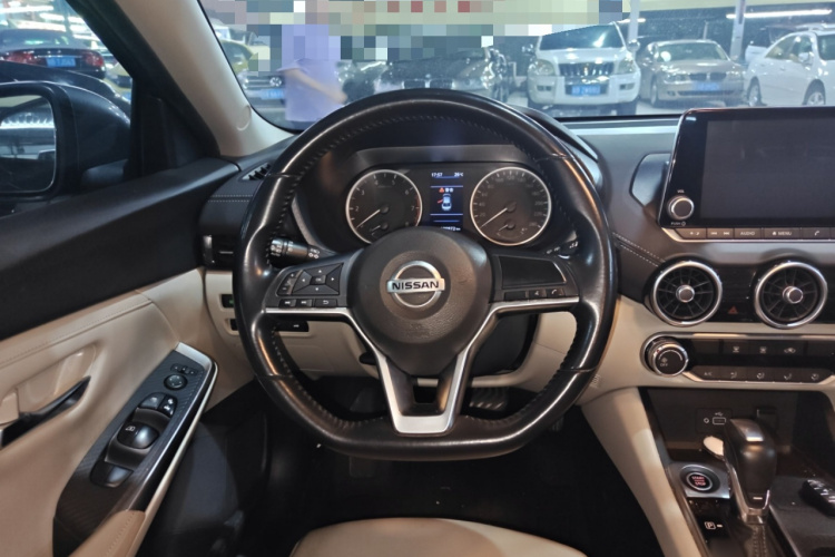 日产 轩逸 2020款 1.6L XL CVT悦享版中控内饰13
