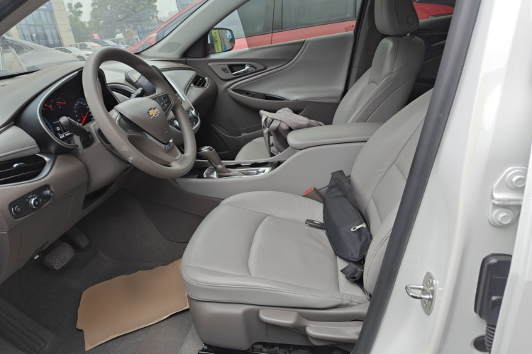 雪佛兰 迈锐宝XL 2019款 535T CVT锐行版中控内饰19