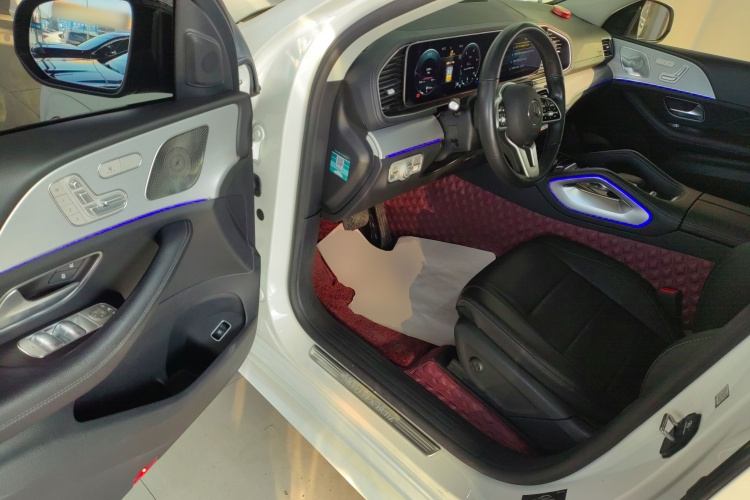 奔驰GLE轿跑 2020款 GLE 350 4MATIC 轿跑SUV 豪华型中控内饰20