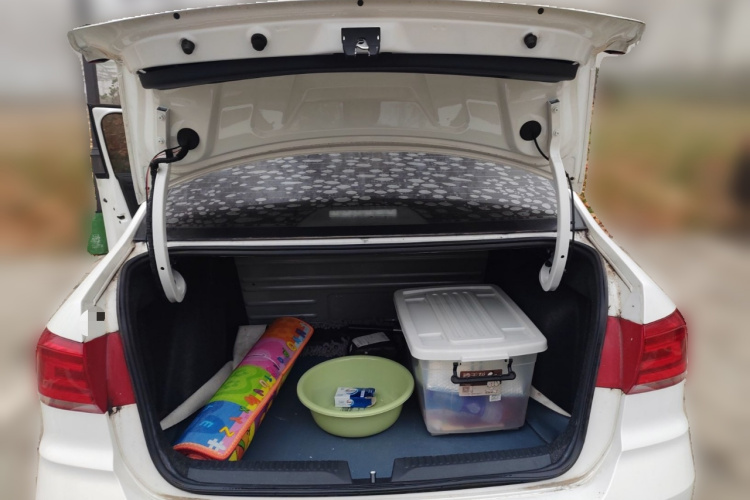 大众 桑塔纳 2019款 1.5L 自动风尚版 国VI中控内饰23