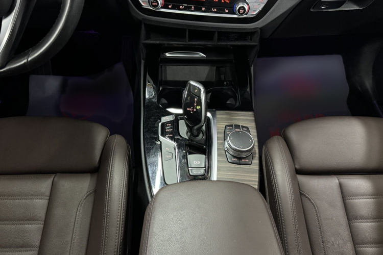 宝马X3 2020款 xDrive28i 豪华套装中控内饰7008