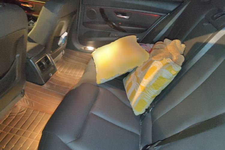 宝马3系 2017款 320Li 时尚型中控内饰21