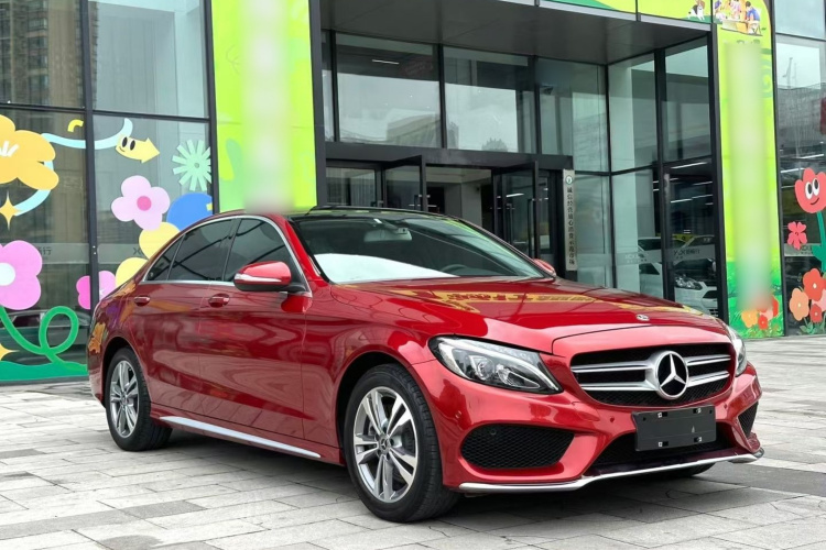 奔驰C级 2018款 C 200 L 运动版车身外观3