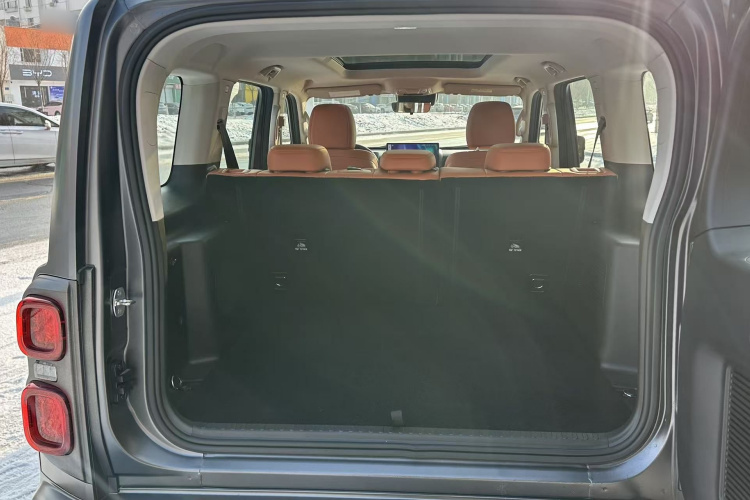 坦克400 2025款 2.4T 柴油版局部细节22