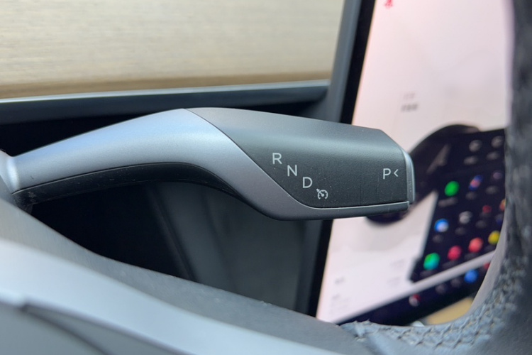 特斯拉 Model 3 2022款 后轮驱动版局部细节18