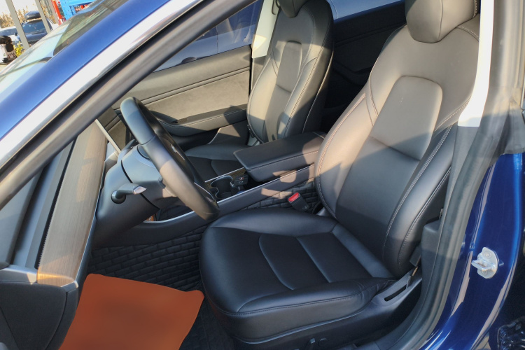 特斯拉 Model 3(进口) 2019款 长续航后驱版中控内饰19