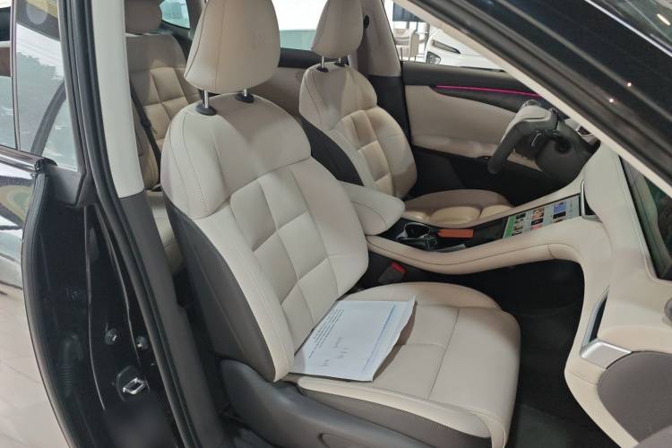 智己汽车 智己LS6 2023款 Max 标准版局部细节41