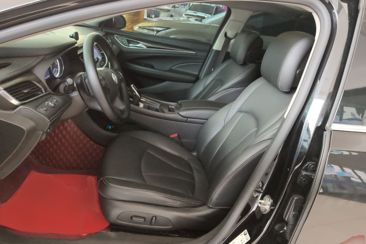 别克 君越 2019款 28T 豪华型中控内饰19