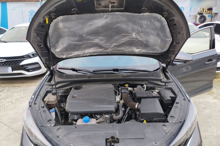 长安 逸动 2022款 PLUS 蓝鲸NE 1.4T GDI DCT尊贵版局部细节24