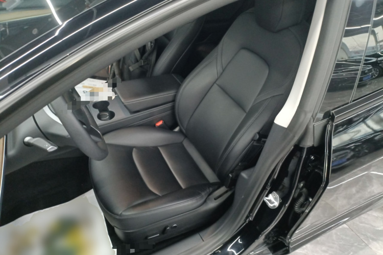 特斯拉 Model 3 2021款 标准续航后驱升级版 3D6局部细节19