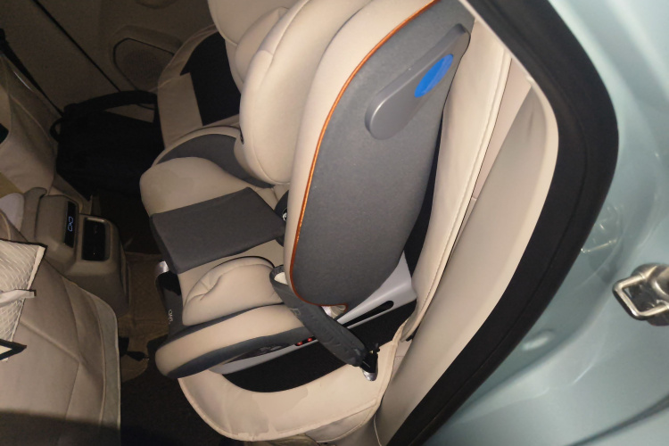 吉利汽车 吉利icon 2023款 1.5TD 巧克力醇臻版中控内饰21