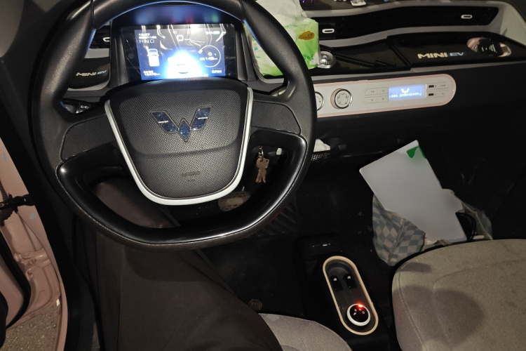 五菱汽车 宏光MINIEV 2021款 马卡龙臻享款 三元锂中控内饰12