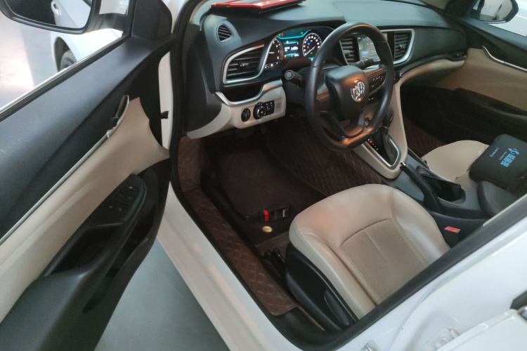 别克 英朗 2016款 18T 双离合精英型中控内饰7003