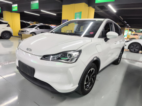 哪吒汽车 哪吒V 2021款 长续航娱乐版升级型