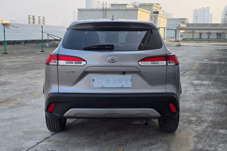 丰田 卡罗拉锐放 2023款 2.0L 精英版车身外观6012