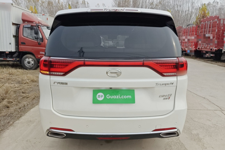 广汽传祺 传祺M8 2018款 320T 尊贵版车身外观6