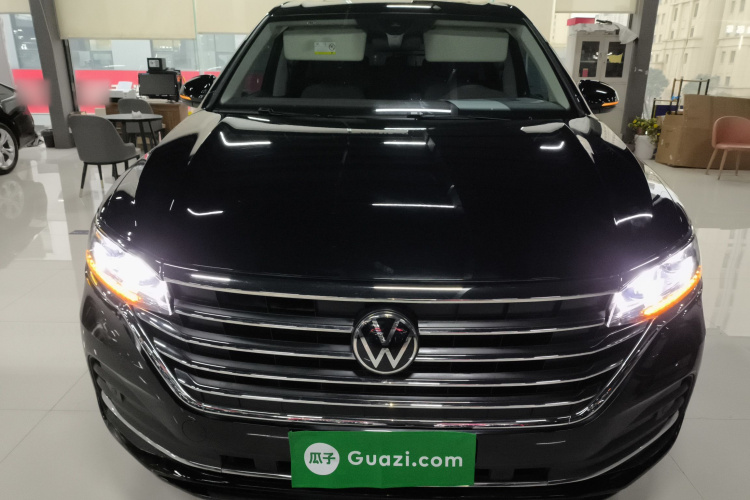 大众 威然 2023款 改款 330TSI 商务版车身外观2