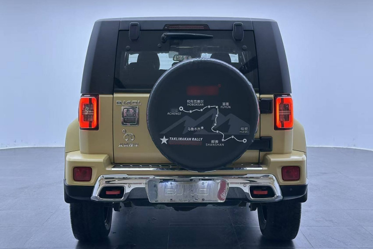 北京BJ40 2019款 2.3T 自动四驱环塔冠军版 国VI车身外观6003