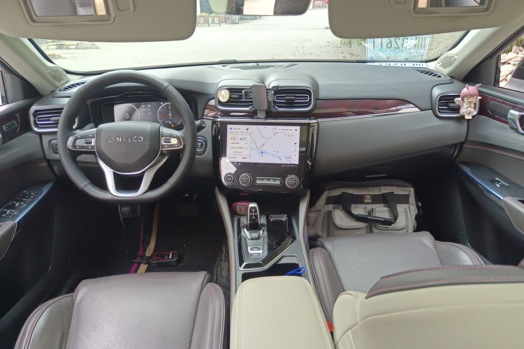 领克02 2019款 高能版 2.0T 自动两驱耀Pro版 国VI中控内饰7002