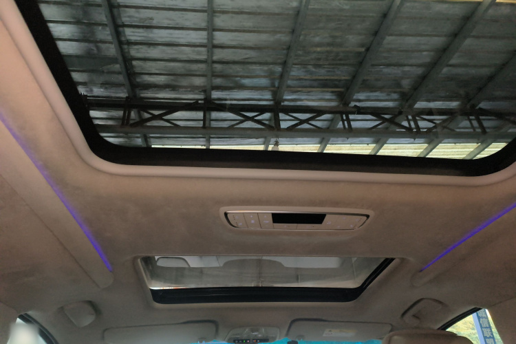 别克GL8 2017款 28T Avenir艾维亚 国V中控内饰22