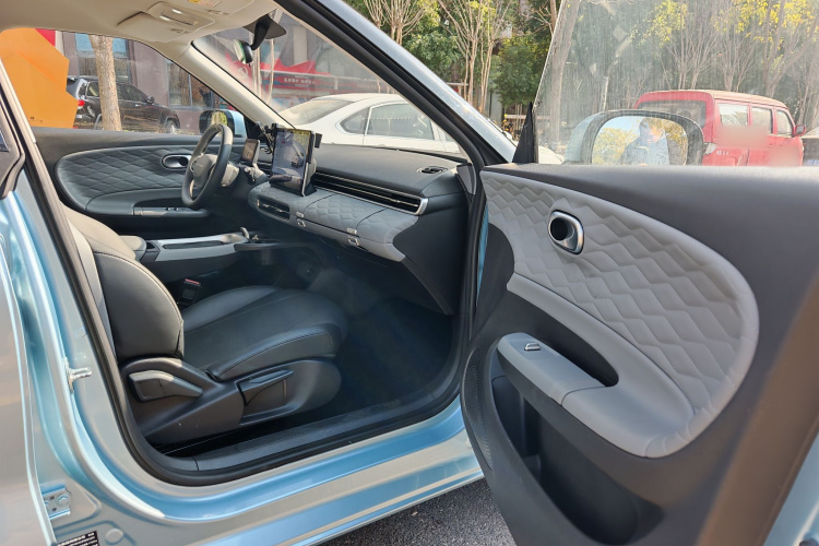 东风纳米 纳米01 2024款 430 Plus中控内饰7003