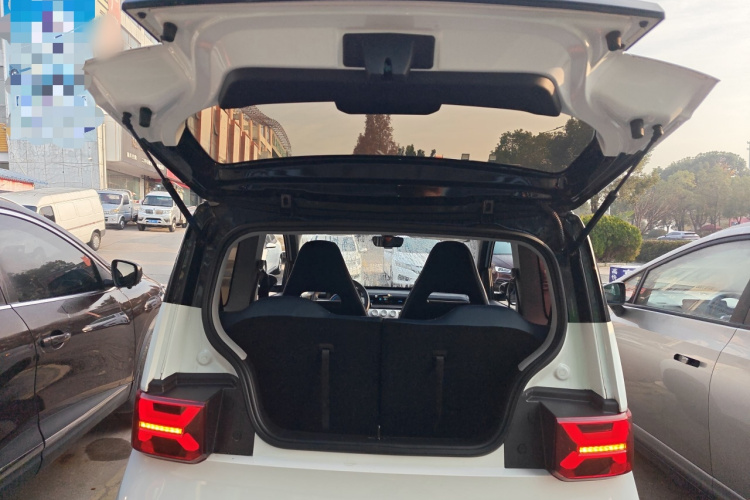 五菱汽车 宏光MINIEV 2022款 GAMEBOY 200km 玩咖款 磷酸铁锂局部细节23