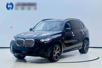 宝马X5 2023款 xDrive 30Li 尊享型M运动曜夜套装
