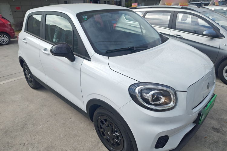 零跑汽车 零跑T03 2025款 310舒享版车身外观3