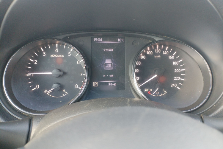 日产 奇骏 2019款 2.0L CVT智联舒适版 2WD局部细节14