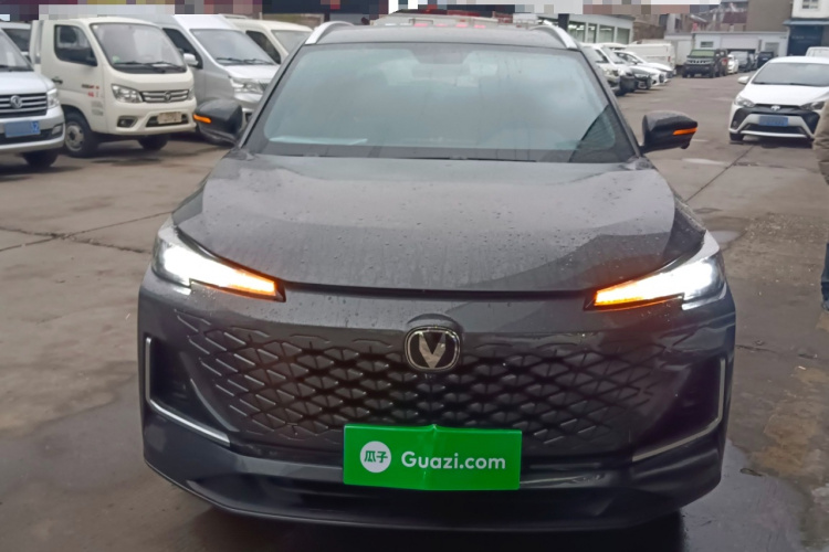 长安CS55PLUS 2024款 第三代 1.5T DCT卓越型车身外观2