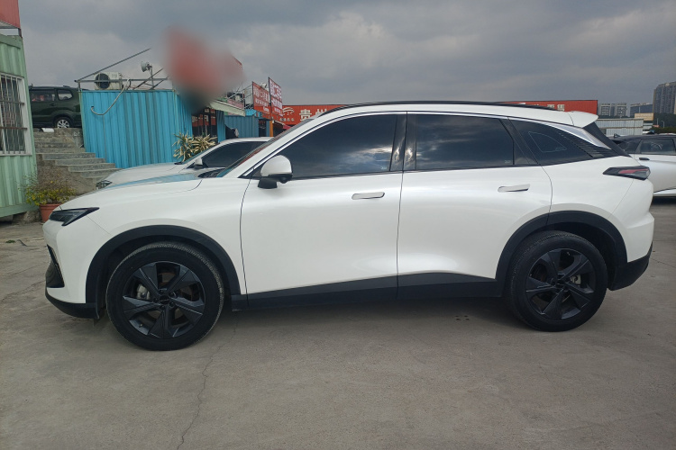 北京汽车 魔方 2022款 1.5T DCT铂金版车身外观6003