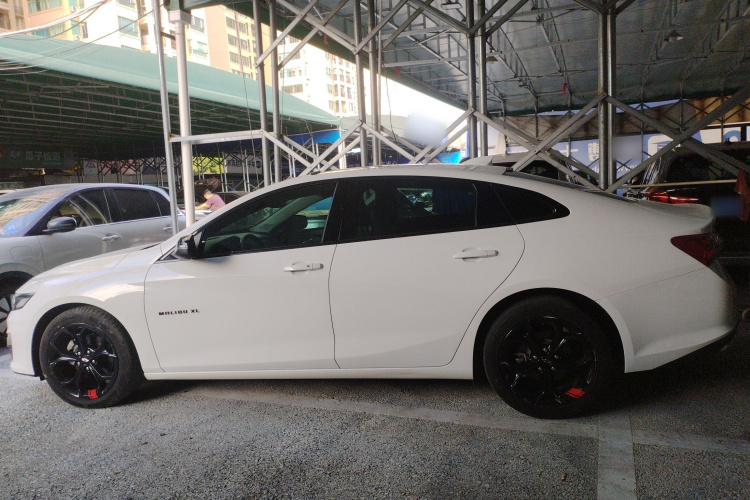 雪佛兰 迈锐宝XL 2019款 Redline 550T 自动锐联版车身外观4