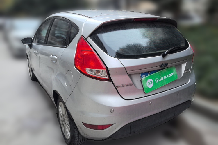 福特 嘉年华 2013款 两厢 1.5L 自动时尚型车身外观6003