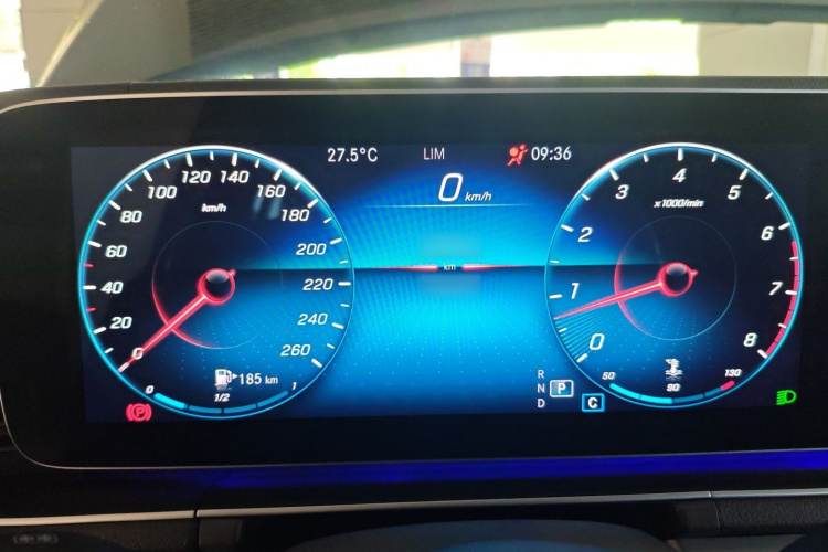 奔驰GLE 2020款 GLE 350 4MATIC 动感型特别版局部细节14