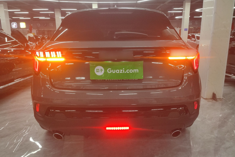 领克02 2019款 1.5T DCT两驱耀版 国VI车身外观6