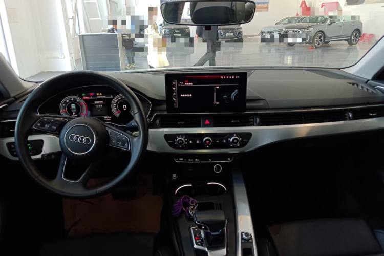 奥迪A4L 2024款 40 TFSI 时尚动感型中控内饰12