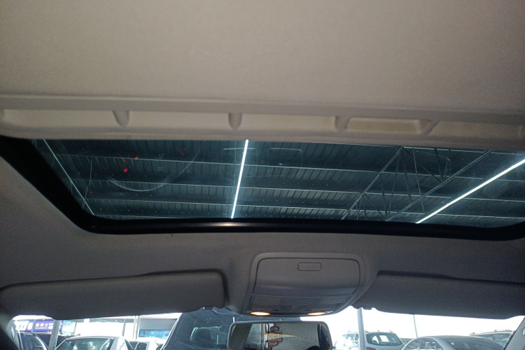 大众 高尔夫 2012款 1.6 手动舒适型中控内饰22