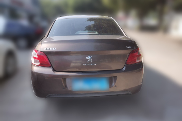 标致301 2014款 1.6L 自动舒适版车身外观6