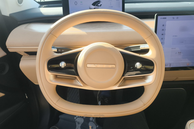 星途 星纪元 ET 2024款 增程 200 Plus中控内饰13