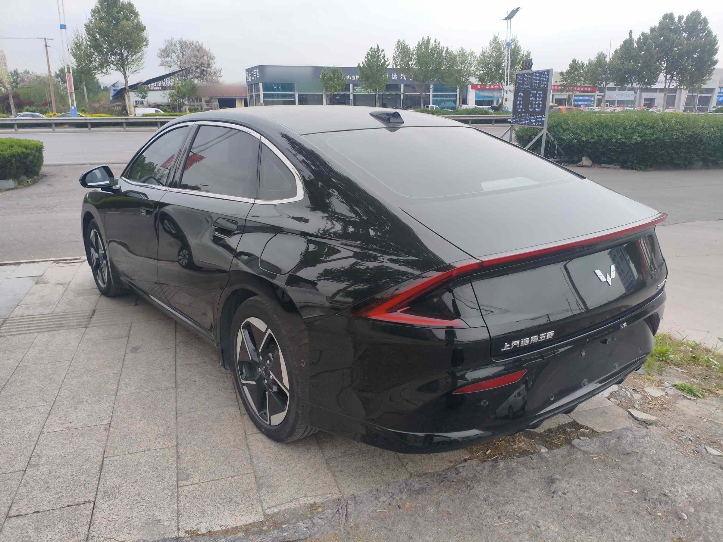 五菱汽车 五菱星光 2025款 610km 智能旗舰型(3)