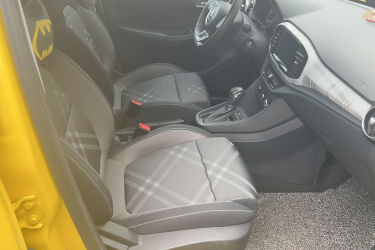 名爵3 2017款 1.5L 自动智联精英版中控内饰7005