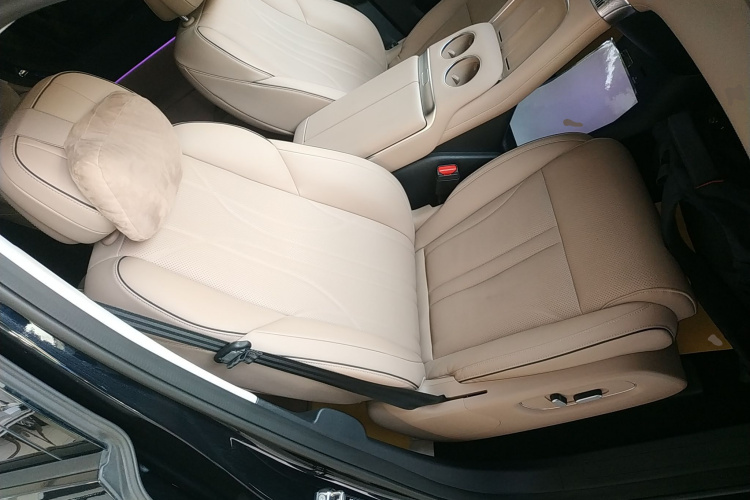 小鹏X9 2024款 640四驱高性能Max局部细节41