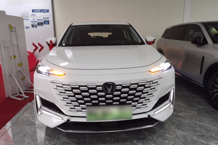 长安UNI-K 智电iDD 2024款 智电iDD 1.5T 135km智领型车身外观6001