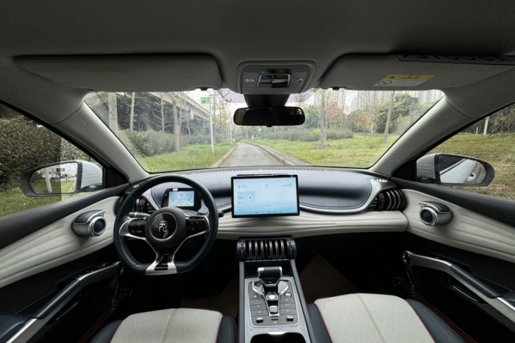 比亚迪 元PLUS 2022款 430KM 豪华型中控内饰7003