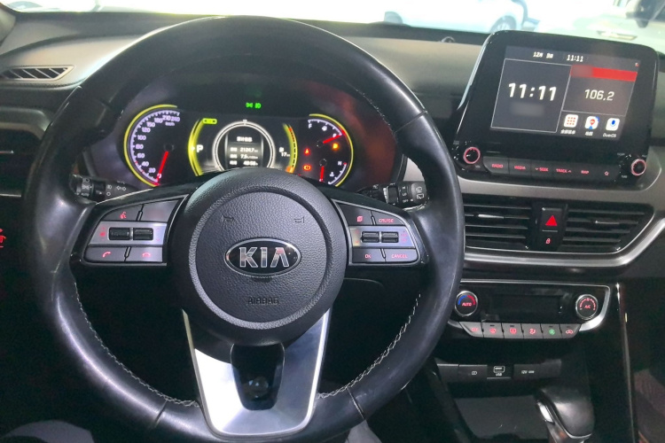 起亚 智跑 2019款 2.0L 自动智享豪华版中控内饰7002